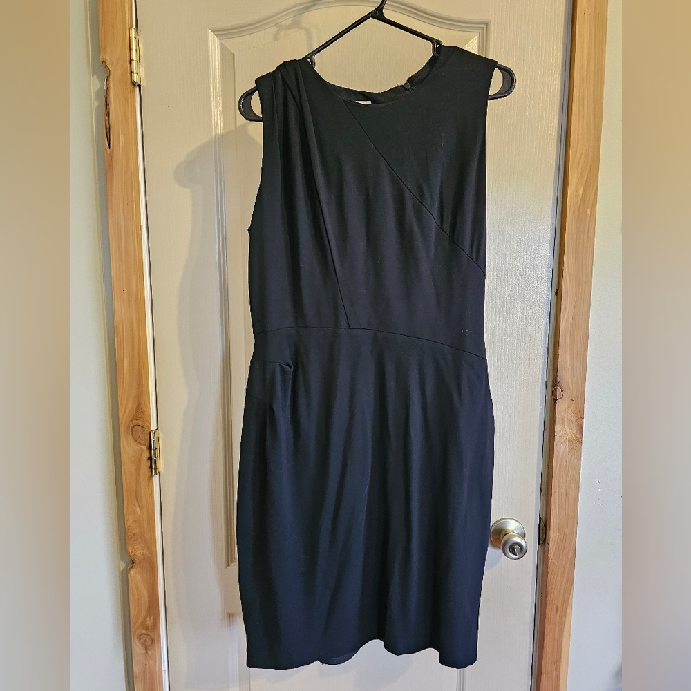 Anne Klein Womens Black Dress‎ Size 14. Golden Stripes Along Where The 2 Zippers